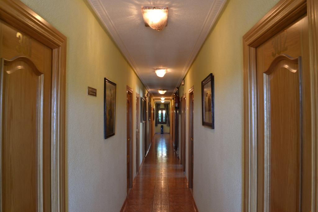 Hostal Aribel Longinos Cercedilla Cameră foto